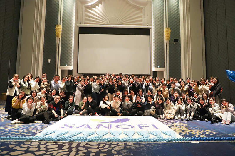 賽諾菲多米諾團建