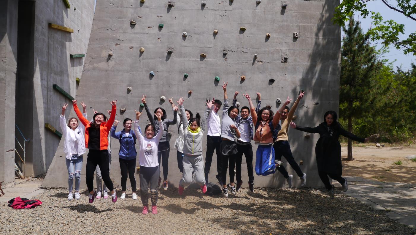 龍湖2017年綻放營(yíng)